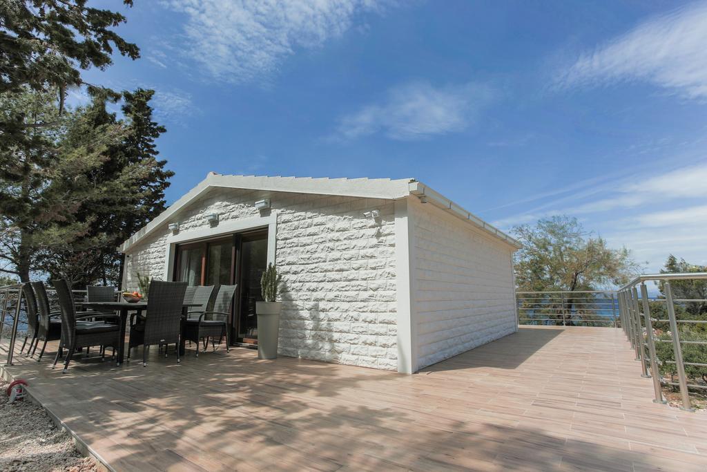 Villa Mendes Zastražišće Kültér fotó