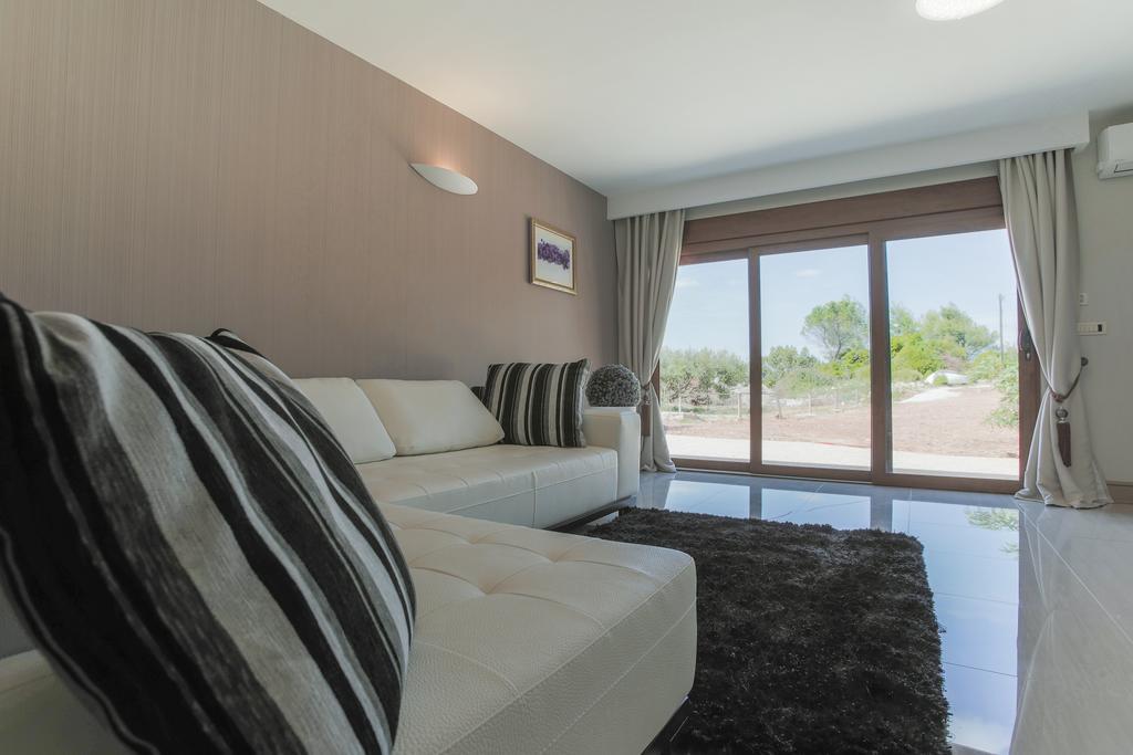 Villa Mendes Zastražišće Kültér fotó