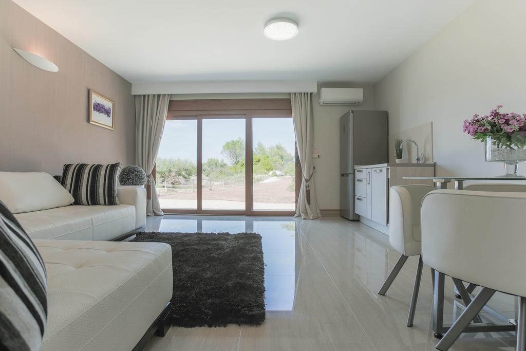 Villa Mendes Zastražišće Kültér fotó