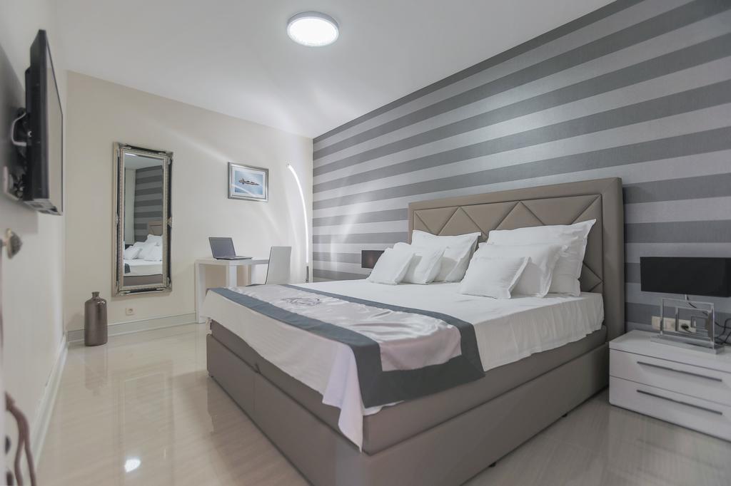 Villa Mendes Zastražišće Kültér fotó