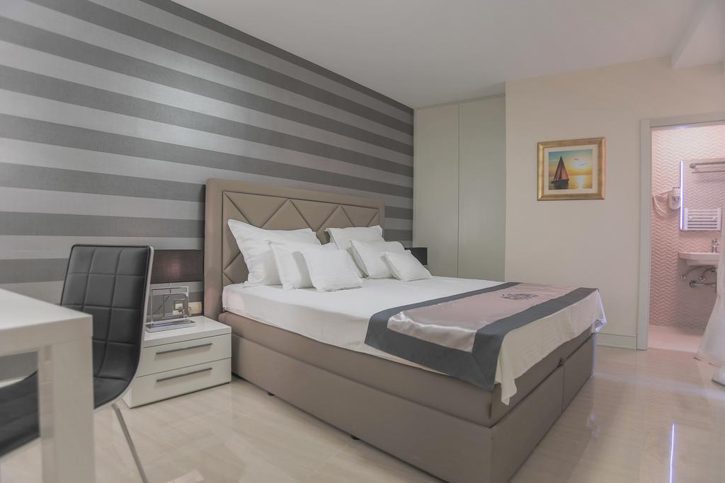Villa Mendes Zastražišće Kültér fotó